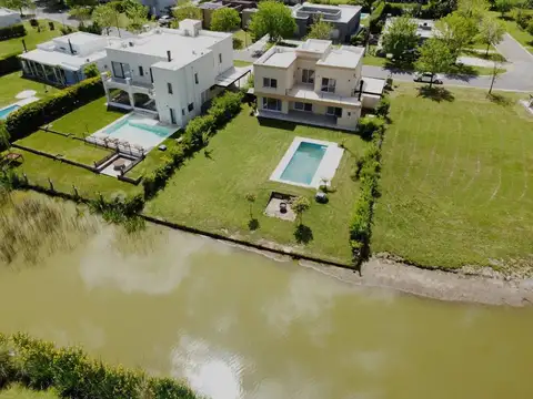 Casa en Venta de 5 dormitorios