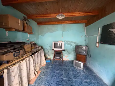 Depto Tipo Casa en Venta 70 años