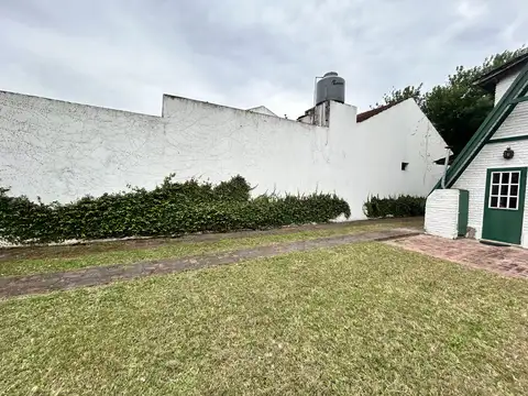 Casa en Venta con 1 cochera