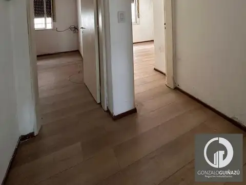 Casa 4 ambientes con 1 baño