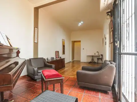 Venta departamento 3 amb en Monserrat  c/ patio !