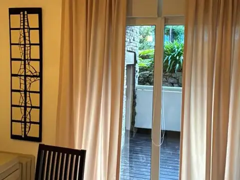 Depto Tipo Casa 2 ambientes con 1 baño