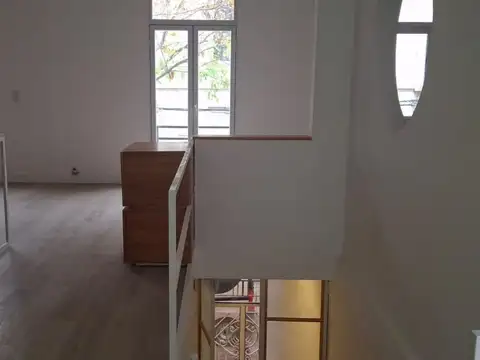Depto Tipo Casa en Venta de 5 ambientes