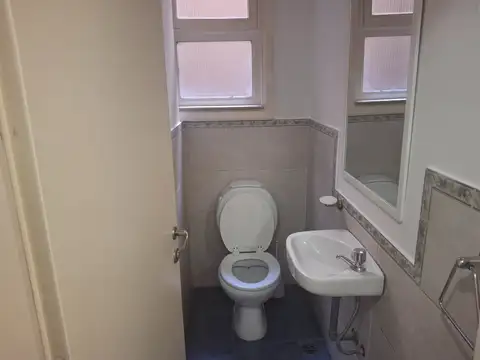 Oficina en Venta en Tribunales, USD 165.000