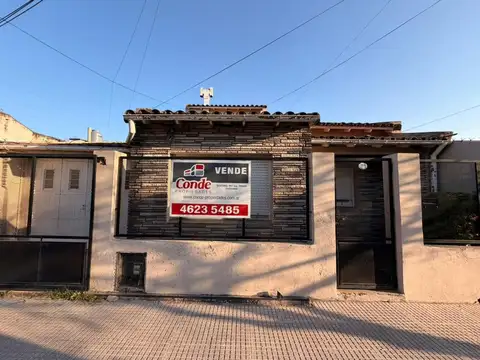Casa de 4 ambientes- Castelar