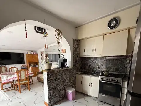 Depto Tipo Casa en Alquiler de 3 ambientes