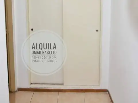 Vera Mujica 900, Piso 00