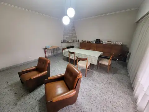 Casa en Venta en Isidro Casanova, USD 169.990