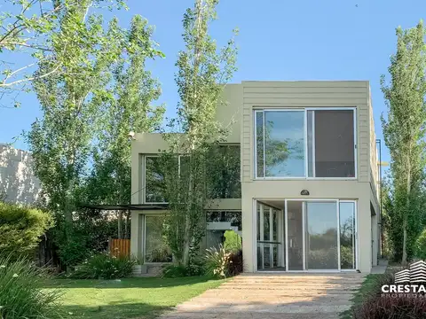 Venta casa Fisherton Pasos del Jockey barrio cerrado