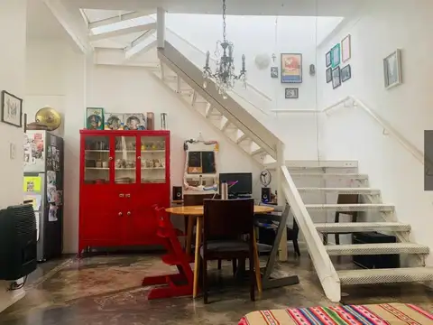 VENTA PH 4 AMBIENTES CON PATIO PROPIO  Y ESPACIO AEREO  EN COLEGIALES