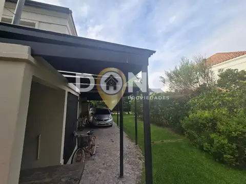 Casa en Venta en Berazategui, USD 670.000