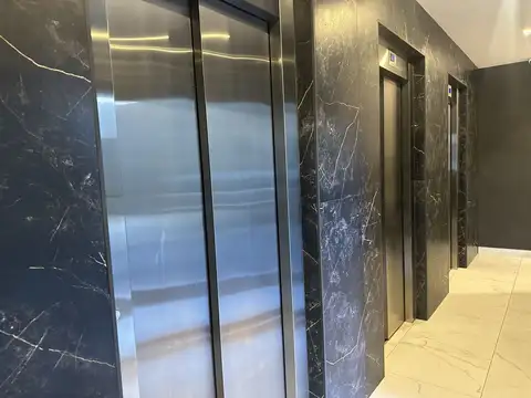 Departamento en Alquiler en Caseros, $ 440.000