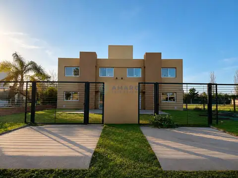 VENTA · DUPLEX · DOS DORMITORIOS · JARDÍN · PARRILLERO · TIERRA DE SUEÑOS II