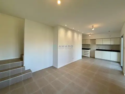 Casa en Venta en Roldan, San Lorenzo