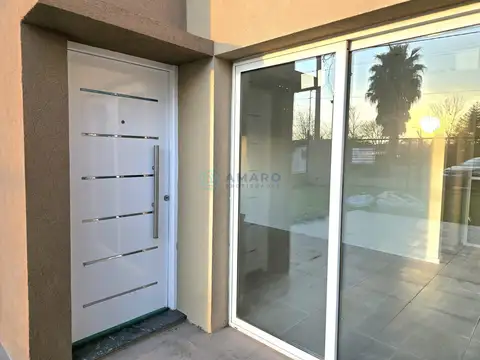 Casa en Venta al Este