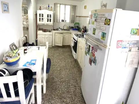 Depto Tipo Casa en Venta en San Isidro Vias / Rolon, USD 107.000