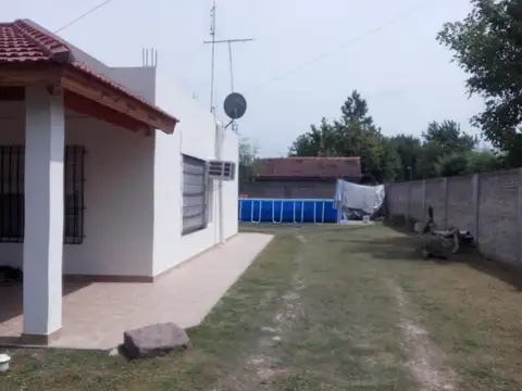 Casa en Venta con 4 cocheras