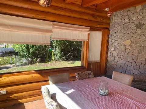 VENTA Casa 3 dorm. en Villa la Angostura