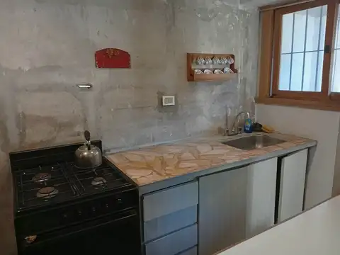 VENTA CASA 3 AMB GRAN PARQUE PARRILLA ACANTILADOS