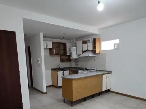 Hipolito Yrigoyen al 2100