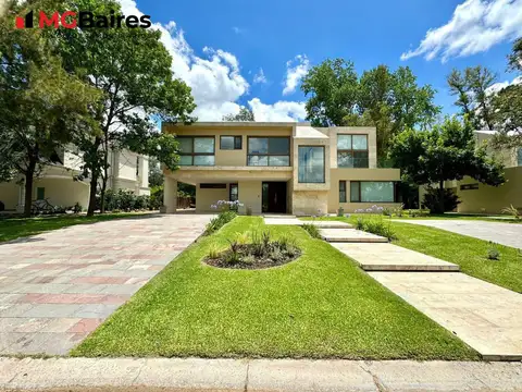 Casa en venta A ESTRENAR en St. thomas Este