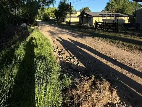 TERRENOS A DOS CUADRAS DEL RIO LOS REARTES