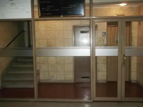 Lindo Depto Vta 4 Dor Suite/dep/exc Vistas Caseros 750 , Piso 6