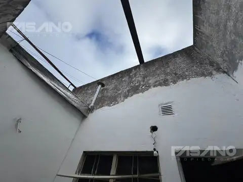 Depto Tipo Casa en Venta al Noreste