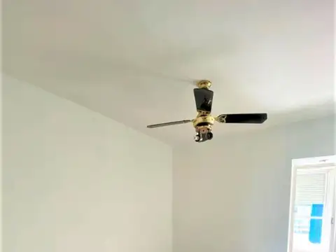 Tomás Liberti 400, Piso 13
