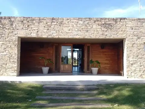 Venta terreno al rio Barrio el Naudir Escobar