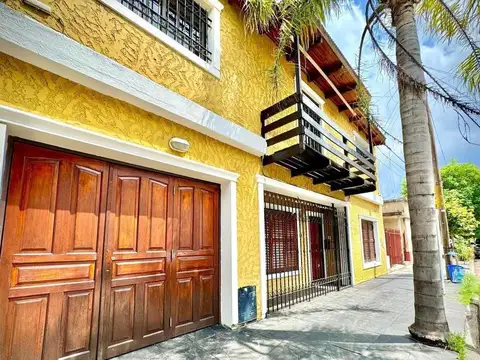 APTO CREDITO Venta casa 5 dorm  Alta Cba 2plantas