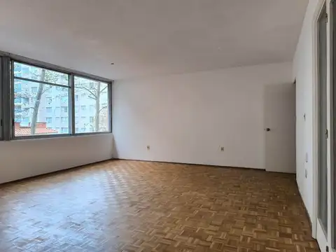 VENTA APTO 3 DORM Y SERV POCITOS