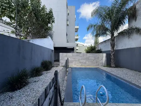 Departamento en Alquiler en Bernal, $ 600.000