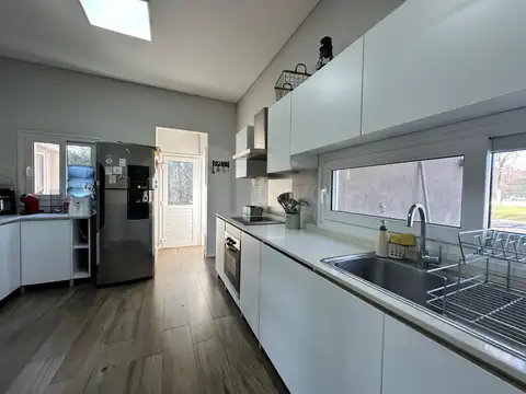 Casa en Venta en Los Jazmines, USD 275.000