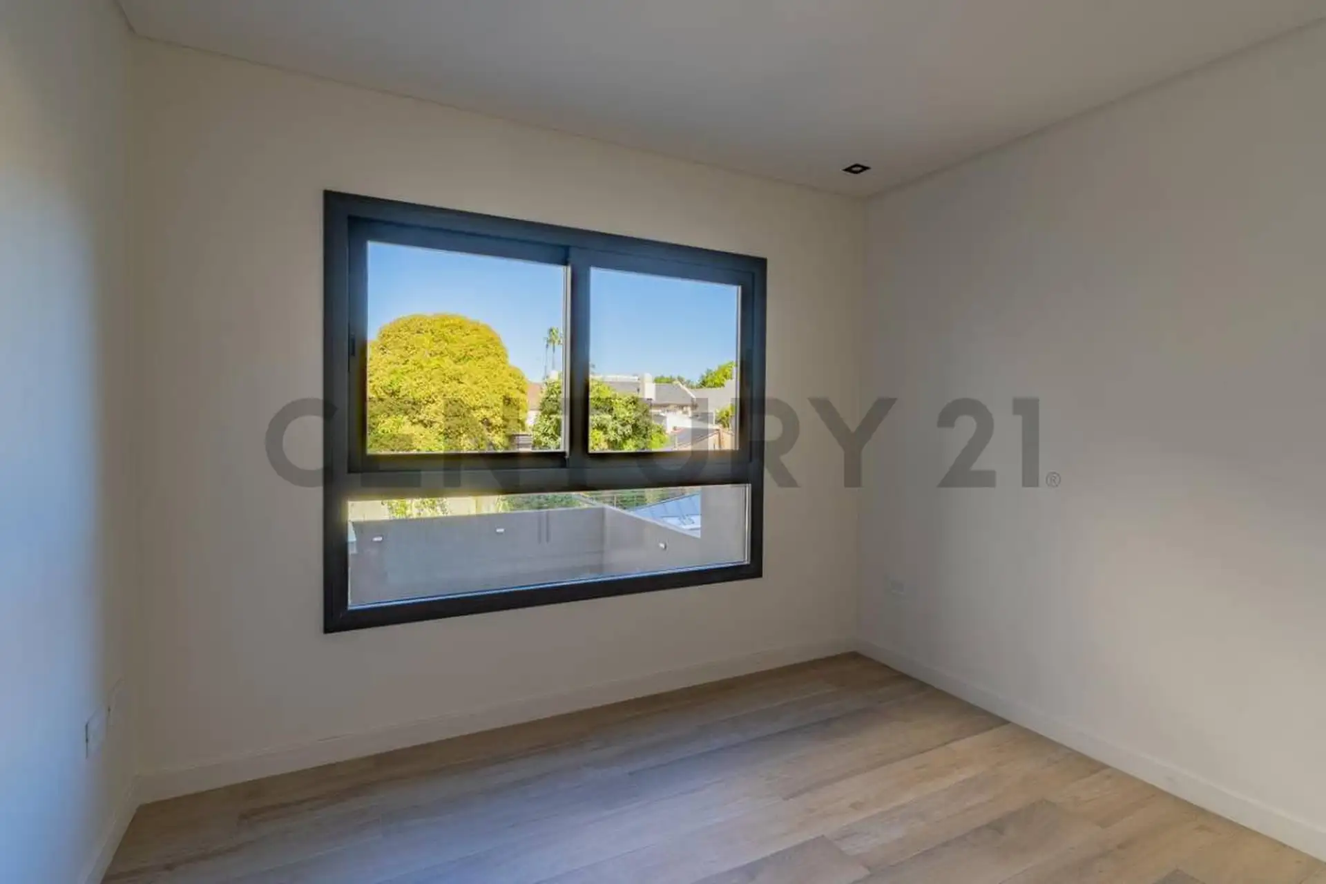 Venta piso 4 ambientes en Güemes - Edificio Malé 3