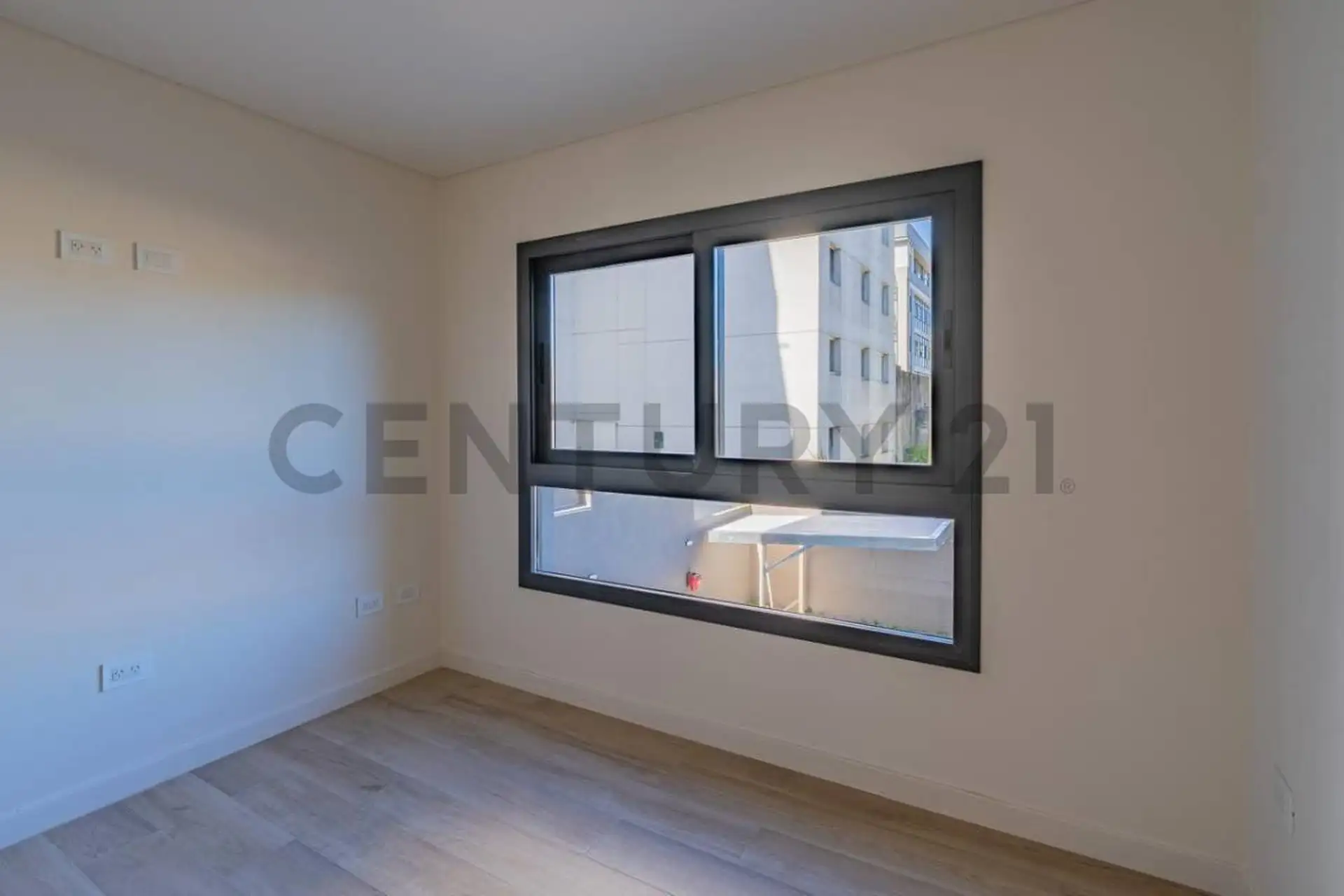 Venta piso 4 ambientes en Güemes - Edificio Malé 3