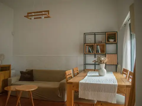 Casa 5 ambientes con 1 baño