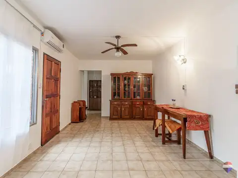 Depto Tipo Casa en Venta de 4 ambientes