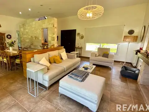 Venta casa 5 ambientes en Solares del Talar.