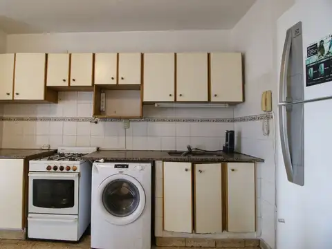 VENTA DEPARTAMENTO TRES AMBIENTES PARQUE PATRICIOS