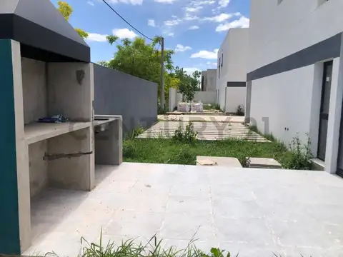 Casa en Venta en La Plata, USD 130.000