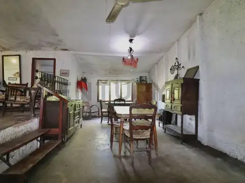 Rio Carapachay y El Zanjon 100, Piso 0