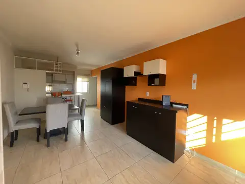 Inte G Larralde 1900, Piso 1