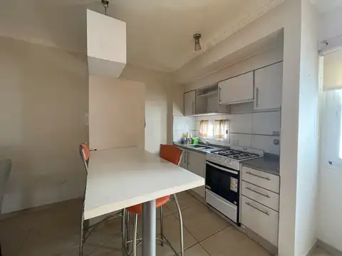 Inte G Larralde 1900, Piso 1