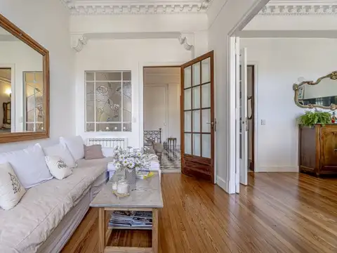 Av Córdoba 6049 , Piso 1