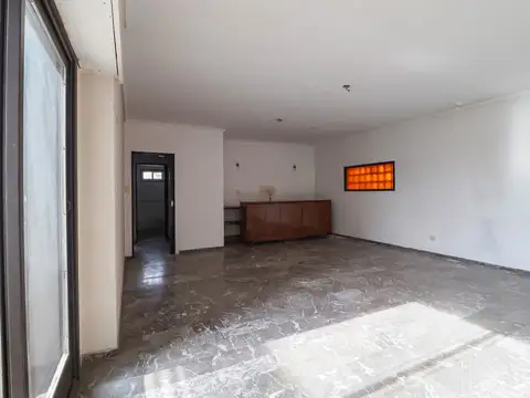 Depto Tipo Casa en Venta con 2 cocheras