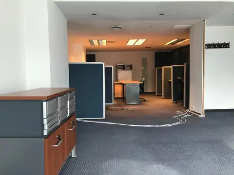 280 m2 de oficinas en Carlos Pellegrini entre Av Santa Fe y Arenales