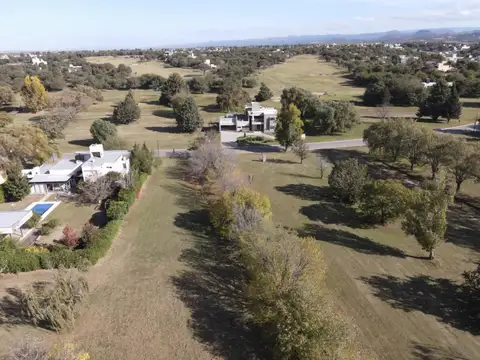 Terreno en Venta en Valle del Golf, USD 110.000