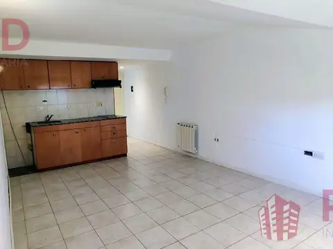 Vende Departamento Monoambiente en Neuquén - Centro