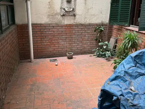 Avenida Montes de Oca 700